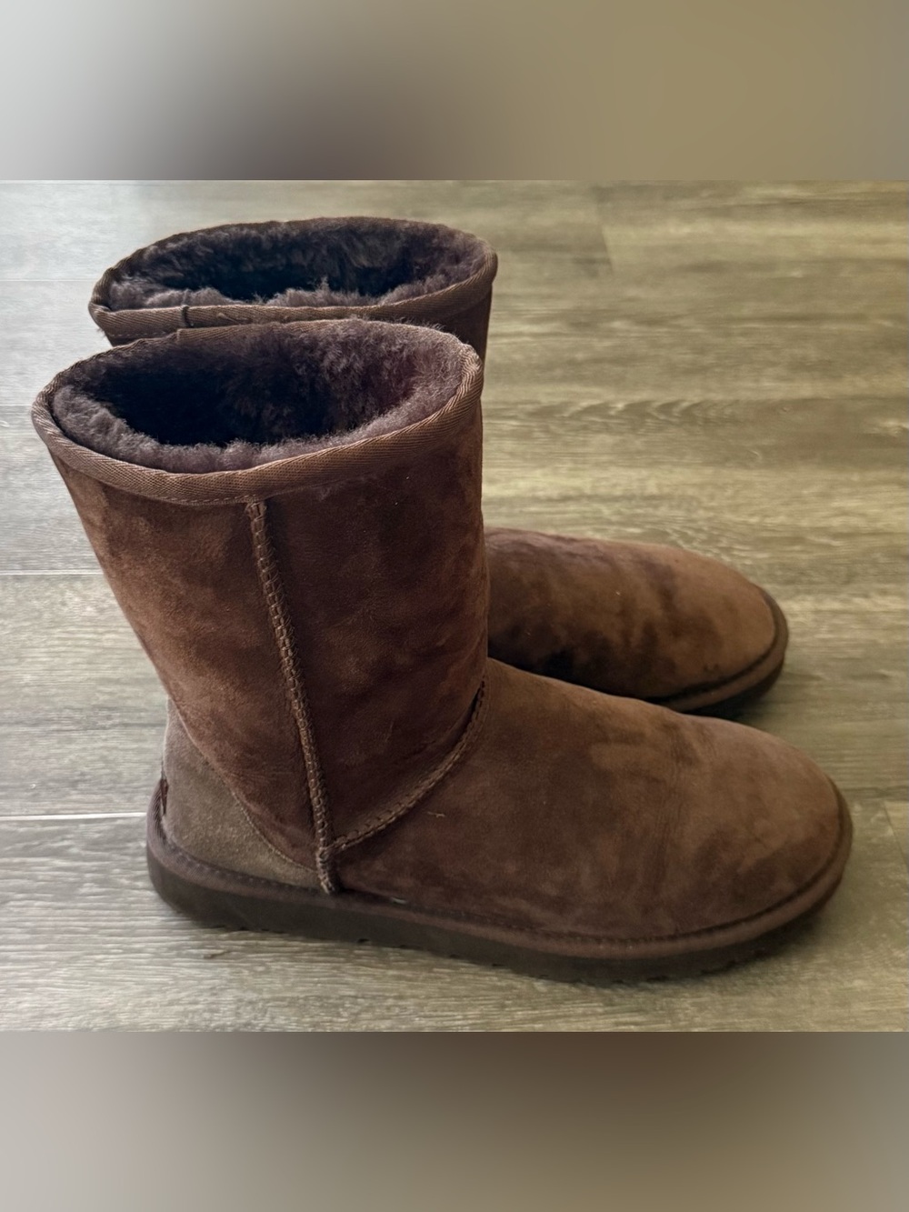 Womens UGG boots sz 9